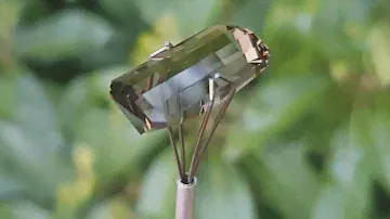 Smoky quartz cut in a 'Glitter Bar' design