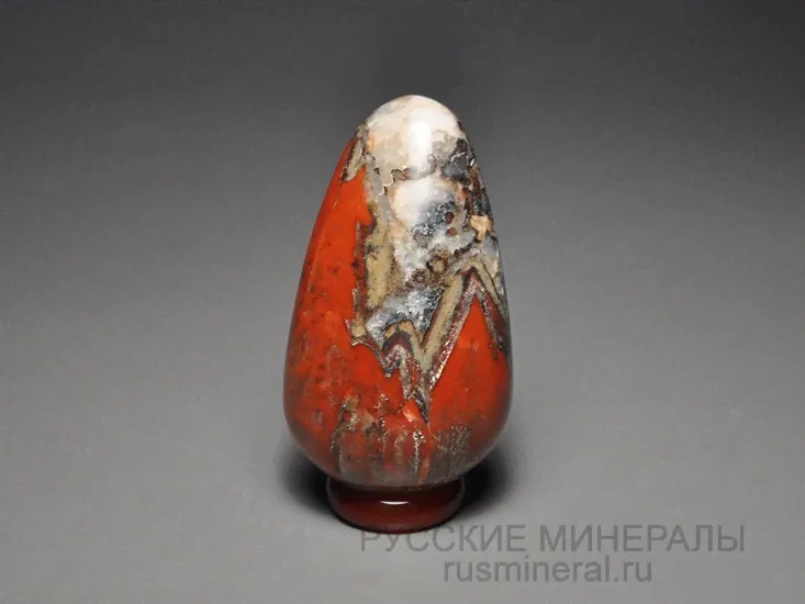Кварц красный полированный