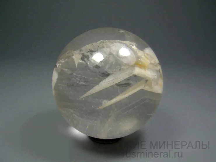 Кварц (горный хрусталь), шар